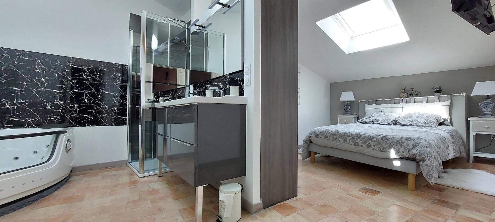 Le Lavandin Classe 3 Etoiles 里耶 外观 照片
